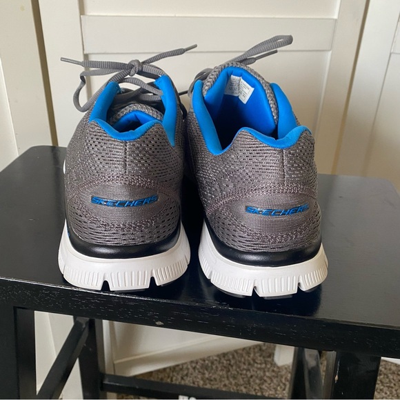 Skechers Mens Flex Sole Memory Foam Size 12 Gel Infused Running Sneaker *STAIN - Picture 4 of 11